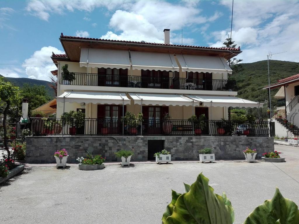 Ferienwohnung Toulatos Pantelis Pouláta Exterior foto