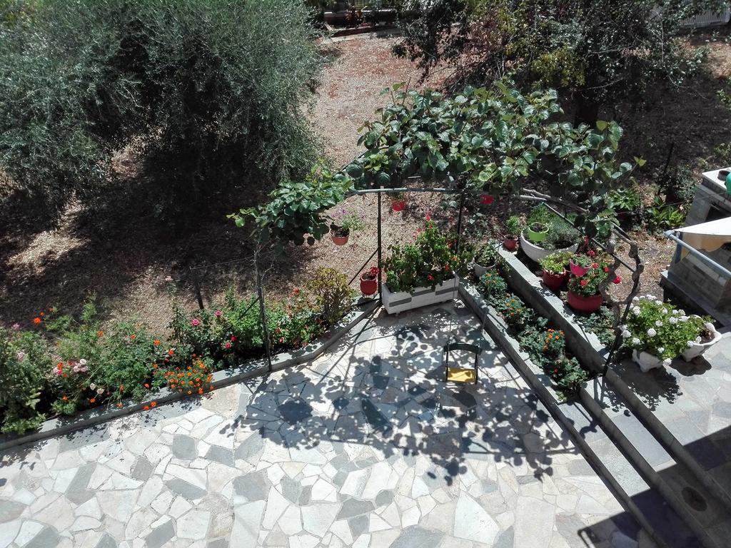 Ferienwohnung Toulatos Pantelis Pouláta Exterior foto